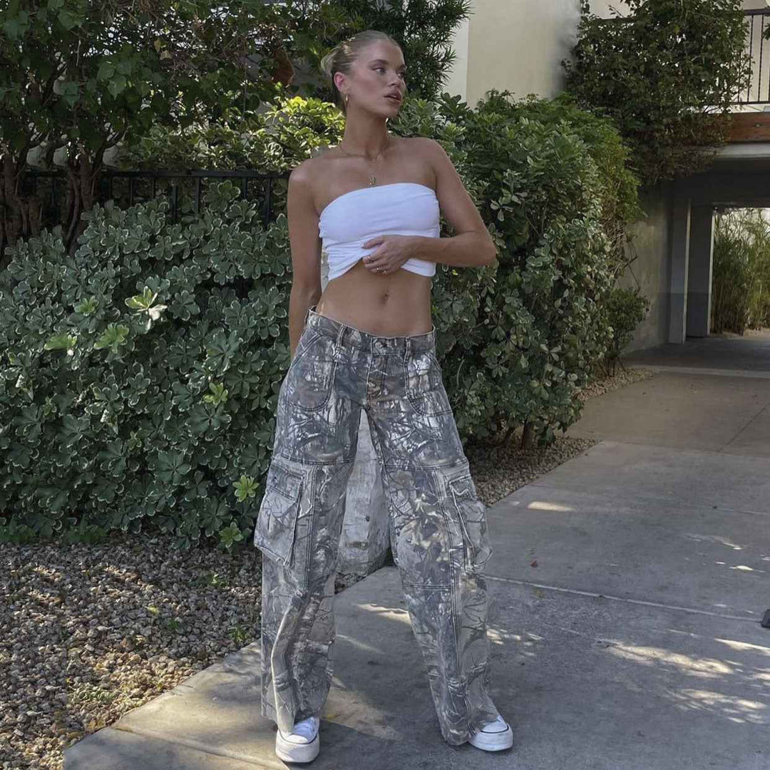 Women’s Camo Leg Cargo Pants – Relaxed Fit Streetwear Trousers