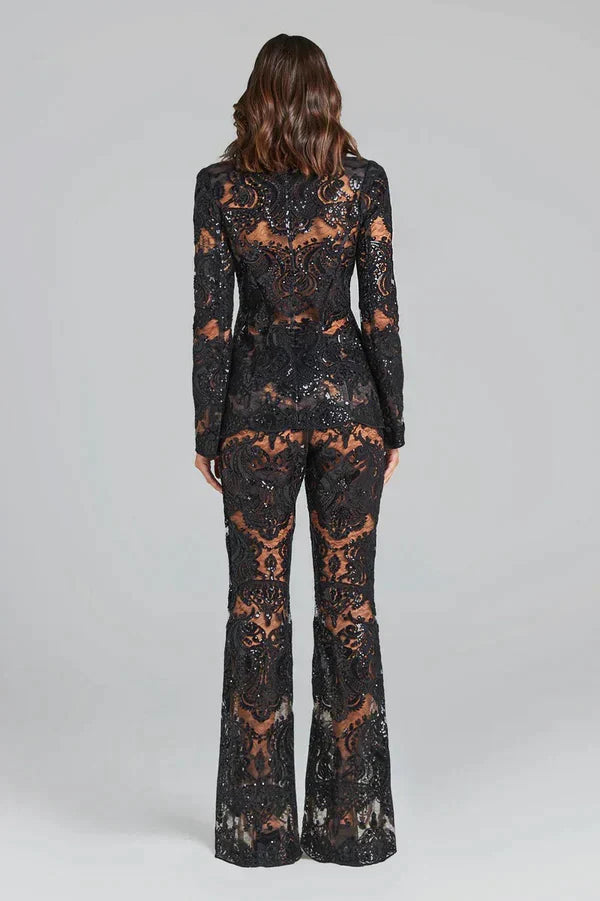 Lace Suit – Sculpted Elegance – Statement Fit