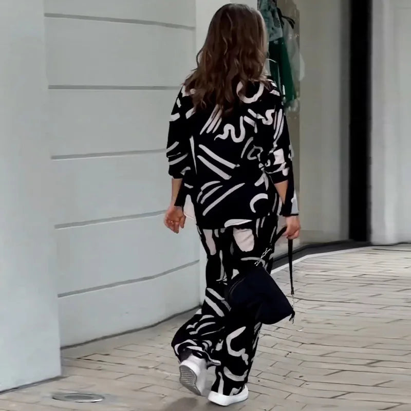 Two Piece Set – Abstract Print – Wide Leg Pants