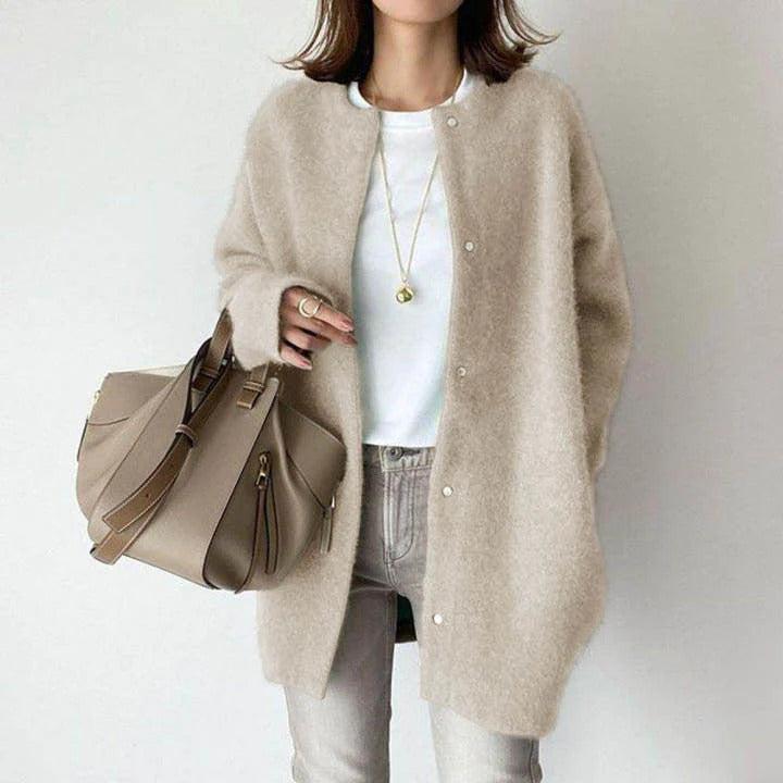 Women’s Cardigan – Oversized – Timeless Style