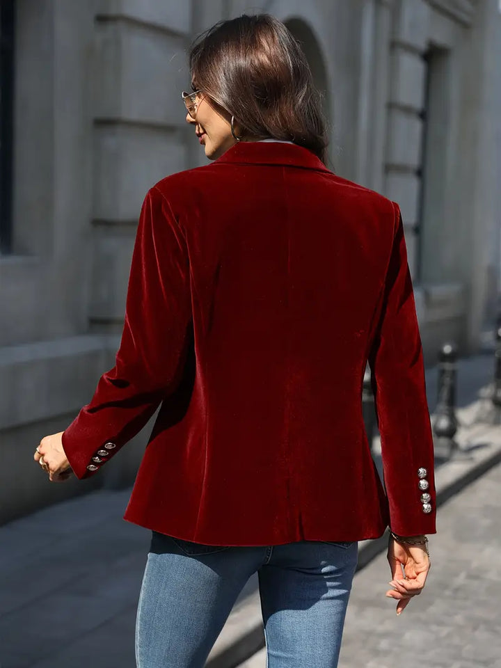 Velvet Blazer – Tailored Elegance – Timeless Chic
